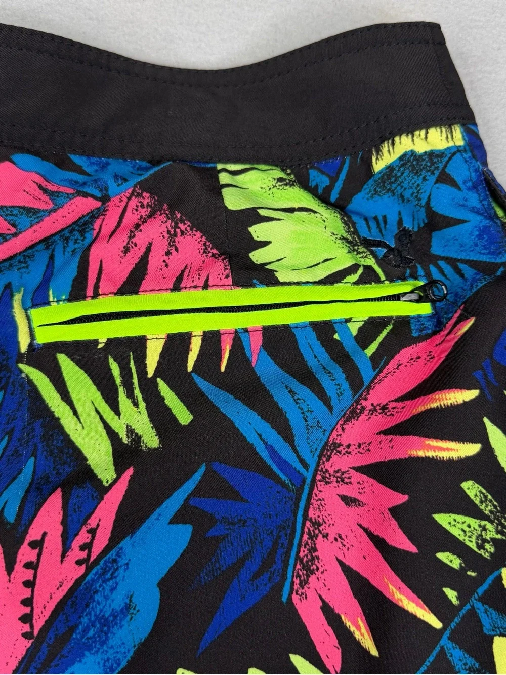American Eagle Board Shorts Mens M Neon Tropical Leaf Swim Trunks Surf Y2K